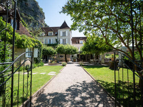 Hôtel Restaurant Domaine Les Falaises